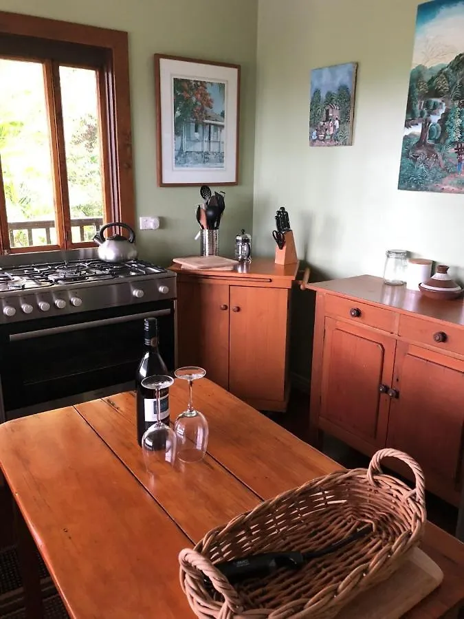 daintree valley cottage Australia
