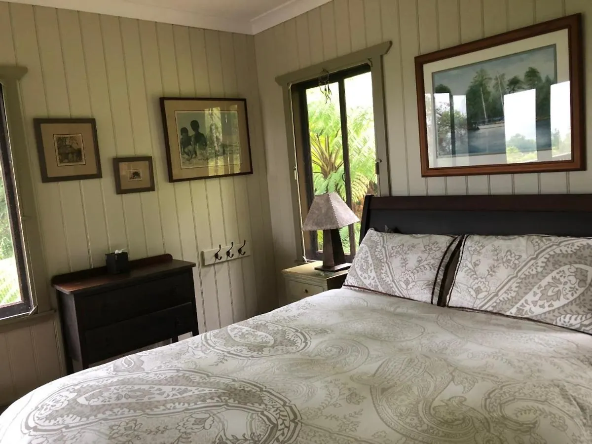 daintree valley cottage