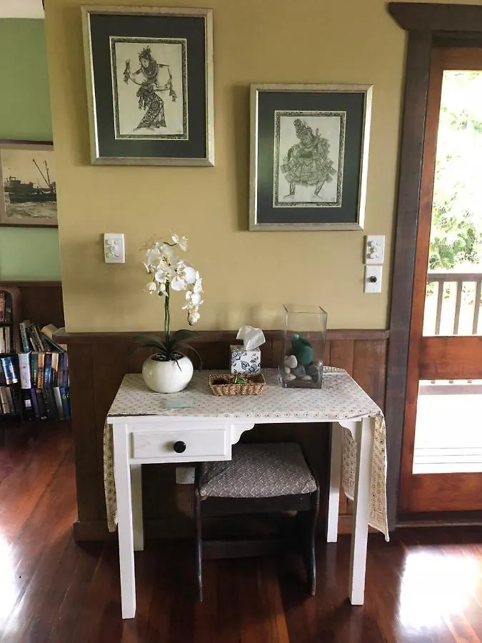 daintree valley cottage