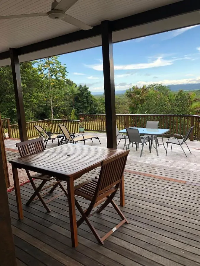 Daintree Valley Cottage 0*,  Austrália